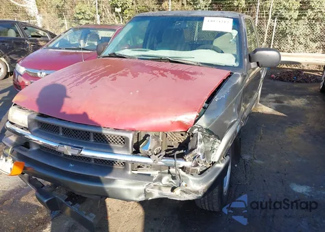 2002 Chevrolet S-10 Ls z USA, uszkodzony, nr VIN 1GCCS19W628118207